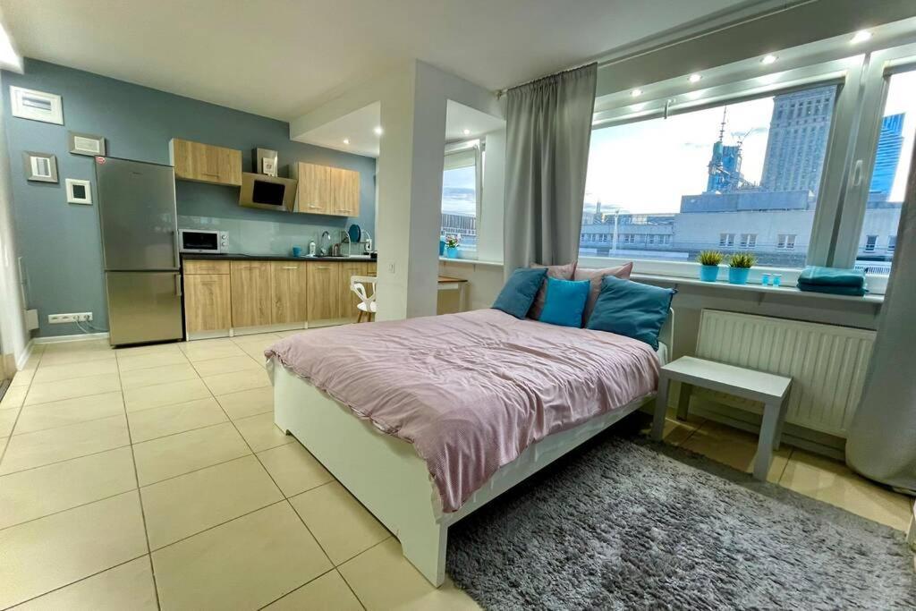 Апартаменти Gold 3 Metro X2 Wifi 300 Mbs 60'Tv Netflix Hbo Appletv+ Варшава Екстер'єр фото
