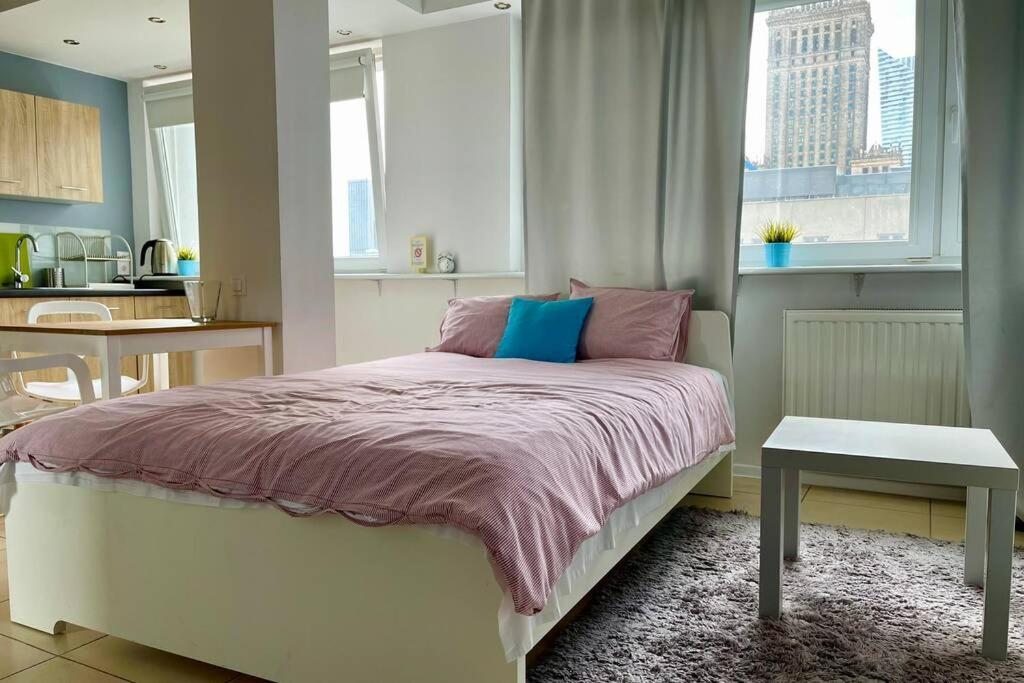 Апартаменти Gold 3 Metro X2 Wifi 300 Mbs 60'Tv Netflix Hbo Appletv+ Варшава Екстер'єр фото