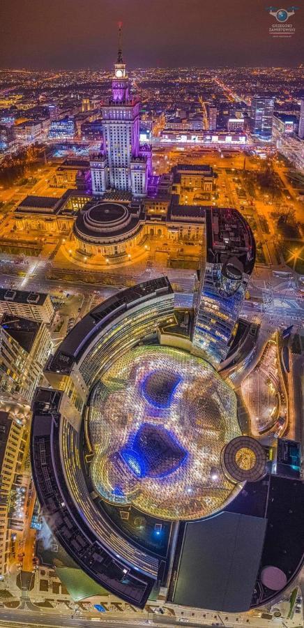 Апартаменти Gold 3 Metro X2 Wifi 300 Mbs 60'Tv Netflix Hbo Appletv+ Варшава Екстер'єр фото