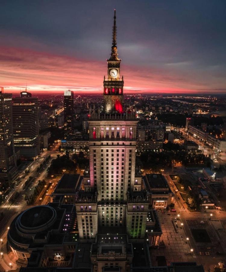 Апартаменти Gold 3 Metro X2 Wifi 300 Mbs 60'Tv Netflix Hbo Appletv+ Варшава Екстер'єр фото